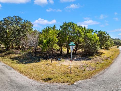 826 Lake Island Canyon Lake TX 78133