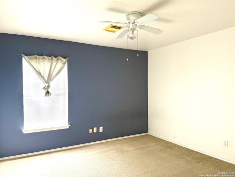 11 Viking Oak San Antonio TX 78247