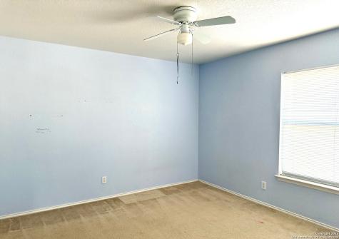 11 Viking Oak San Antonio TX 78247