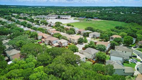 11 Viking Oak San Antonio TX 78247