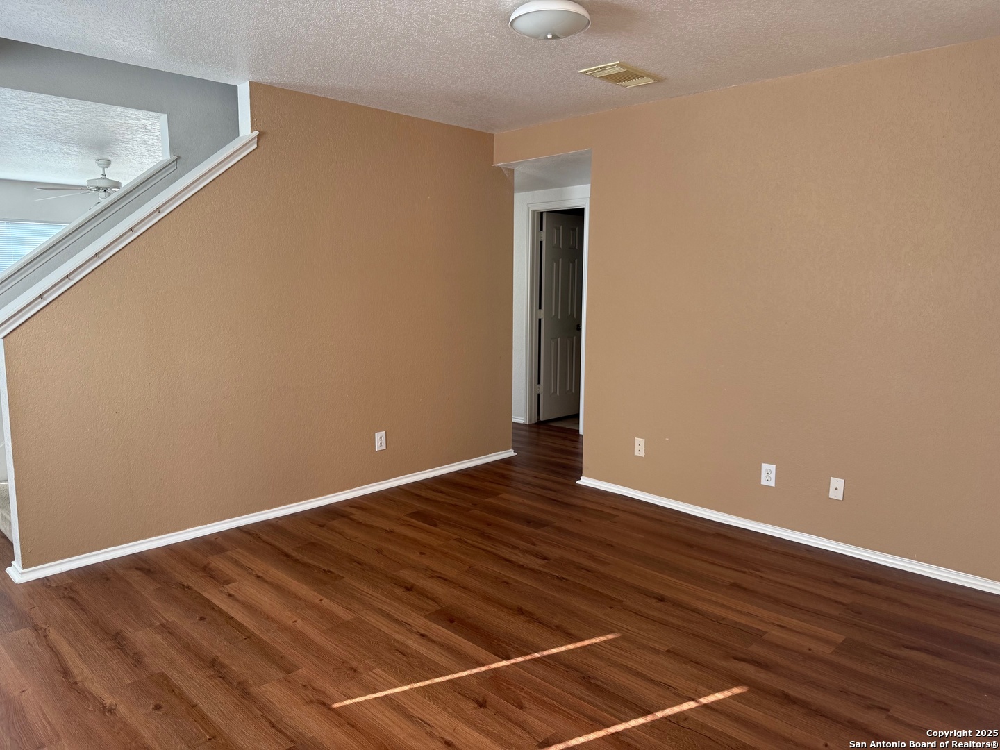 11 Viking Oak San Antonio TX 78247