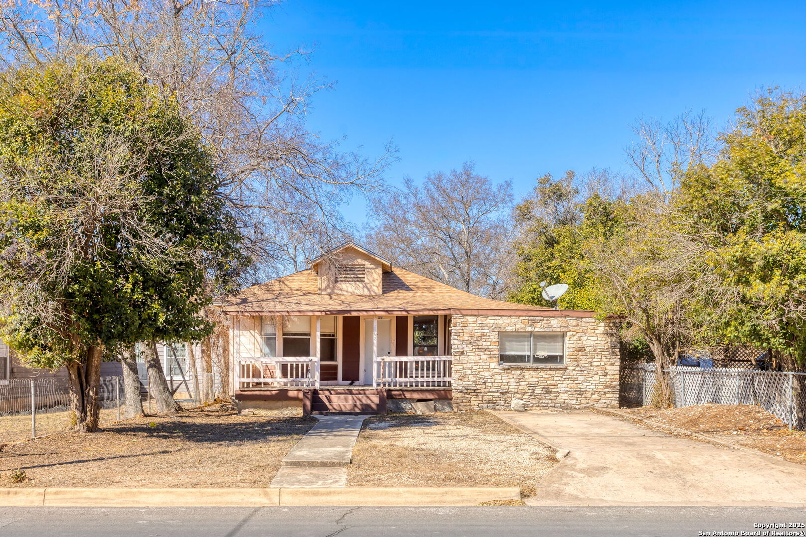 808 Tivy Street Kerrville TX 78028