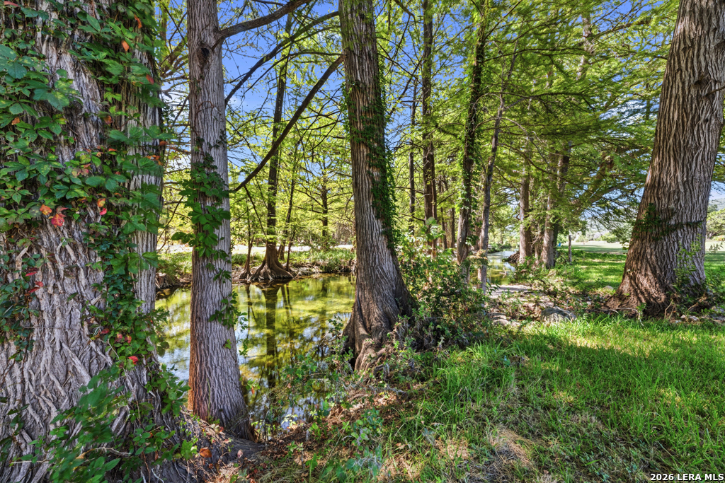 6454 N Us Highway 83 Leakey TX 78873