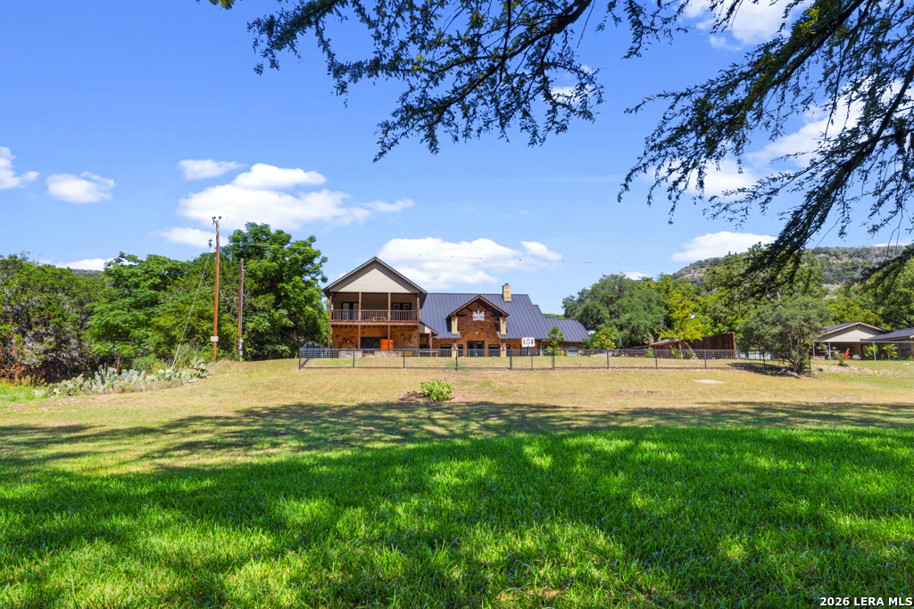 6454 N Us Highway 83 Leakey TX 78873