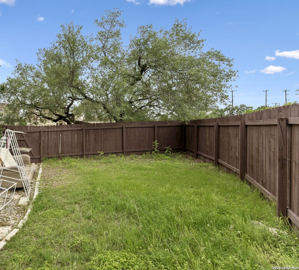 1115 Pinnacle Falls San Antonio TX 78260