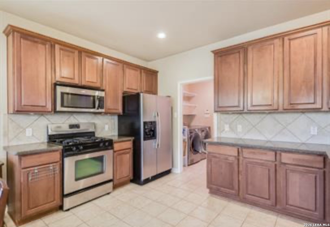 1115 Pinnacle Falls San Antonio TX 78260