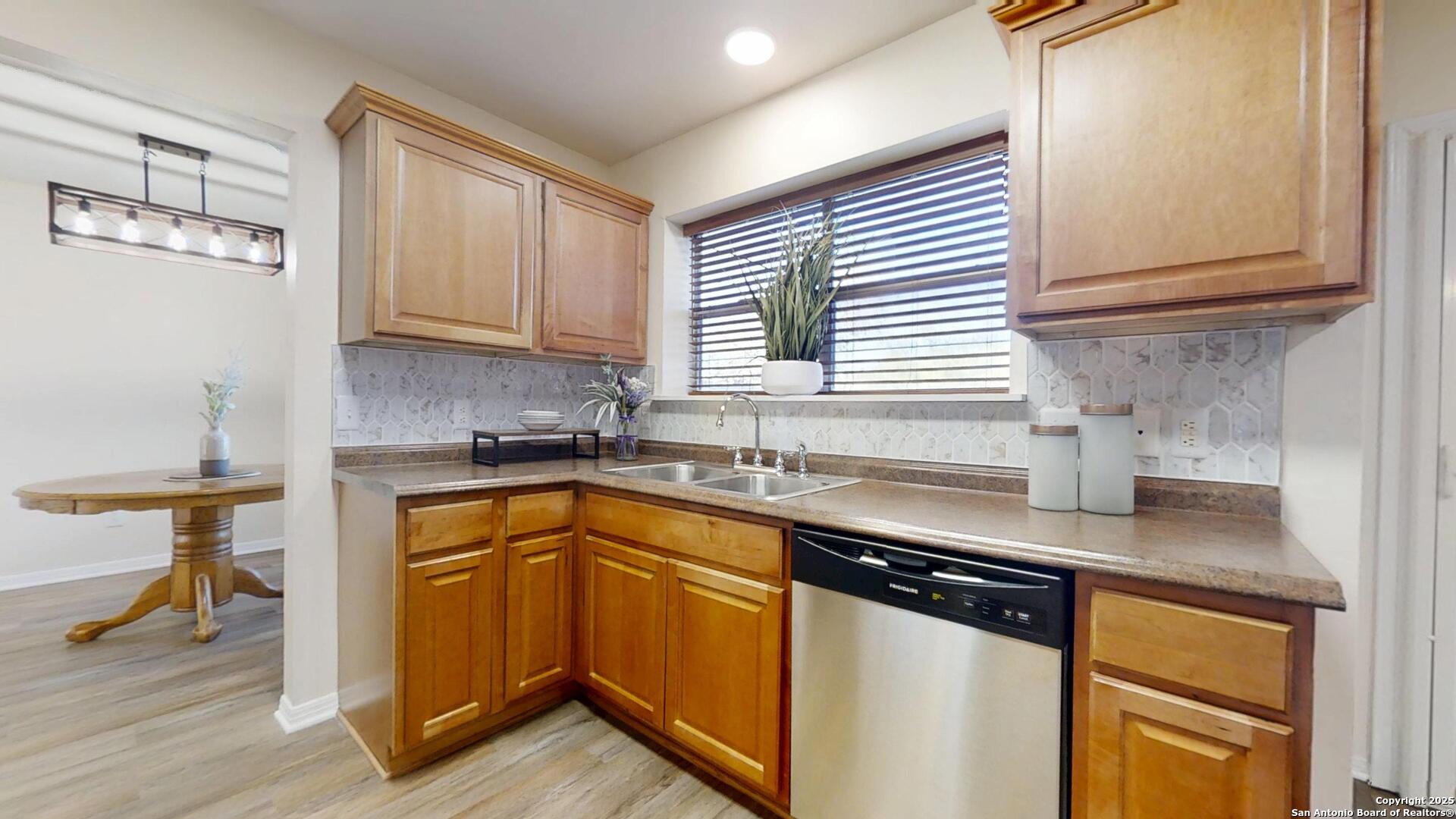 10718 Mustang Ridge Converse TX 78109