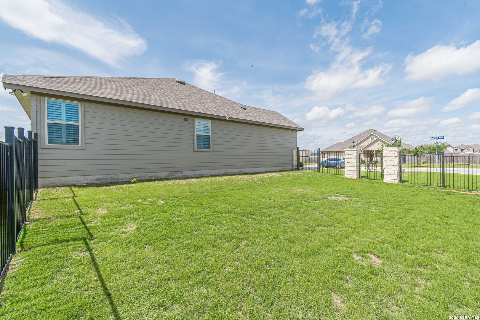 5302 Guston Hall San Antonio TX 78263