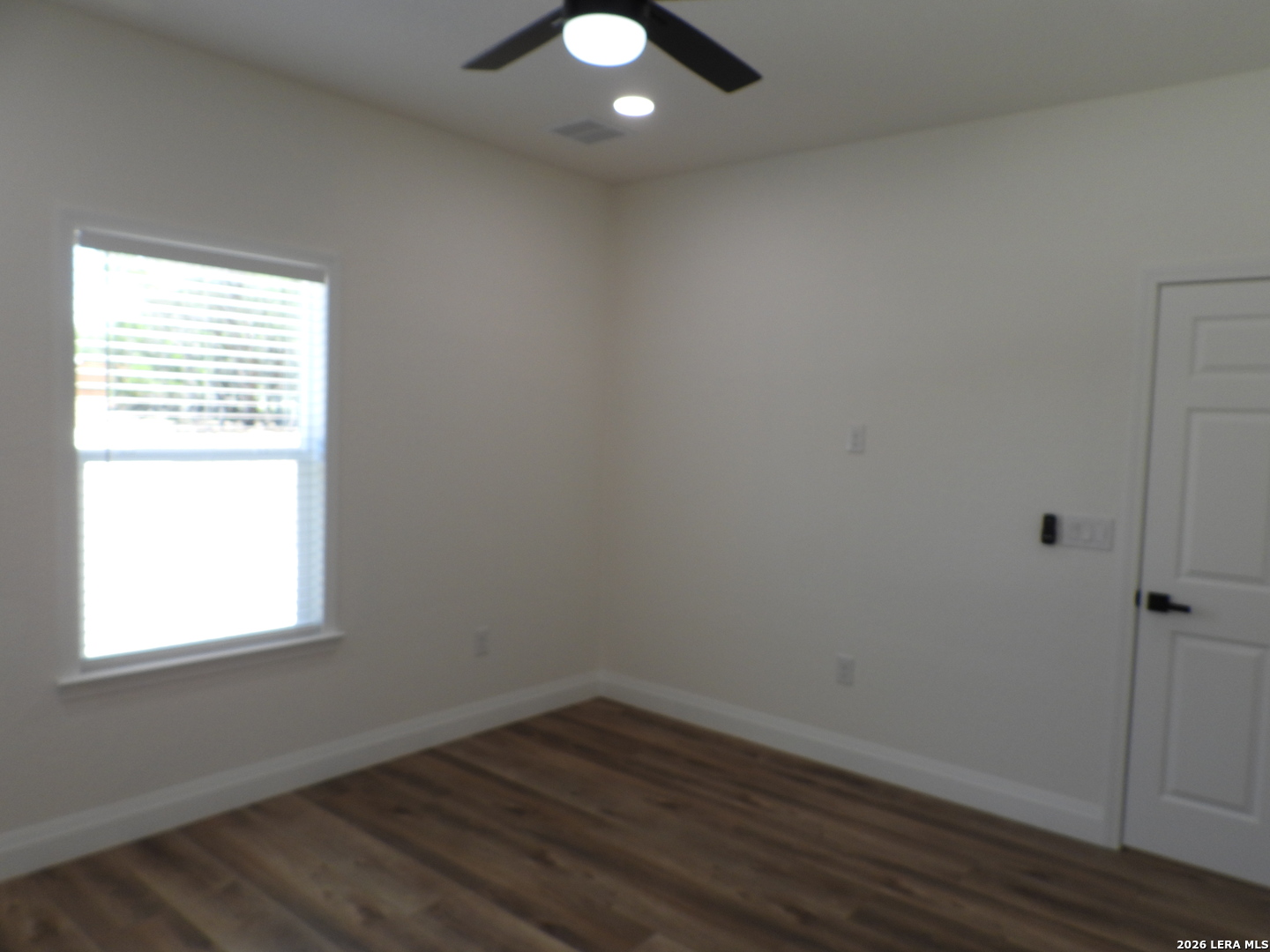 1059 Lakeside Drive Lakehills TX 78063