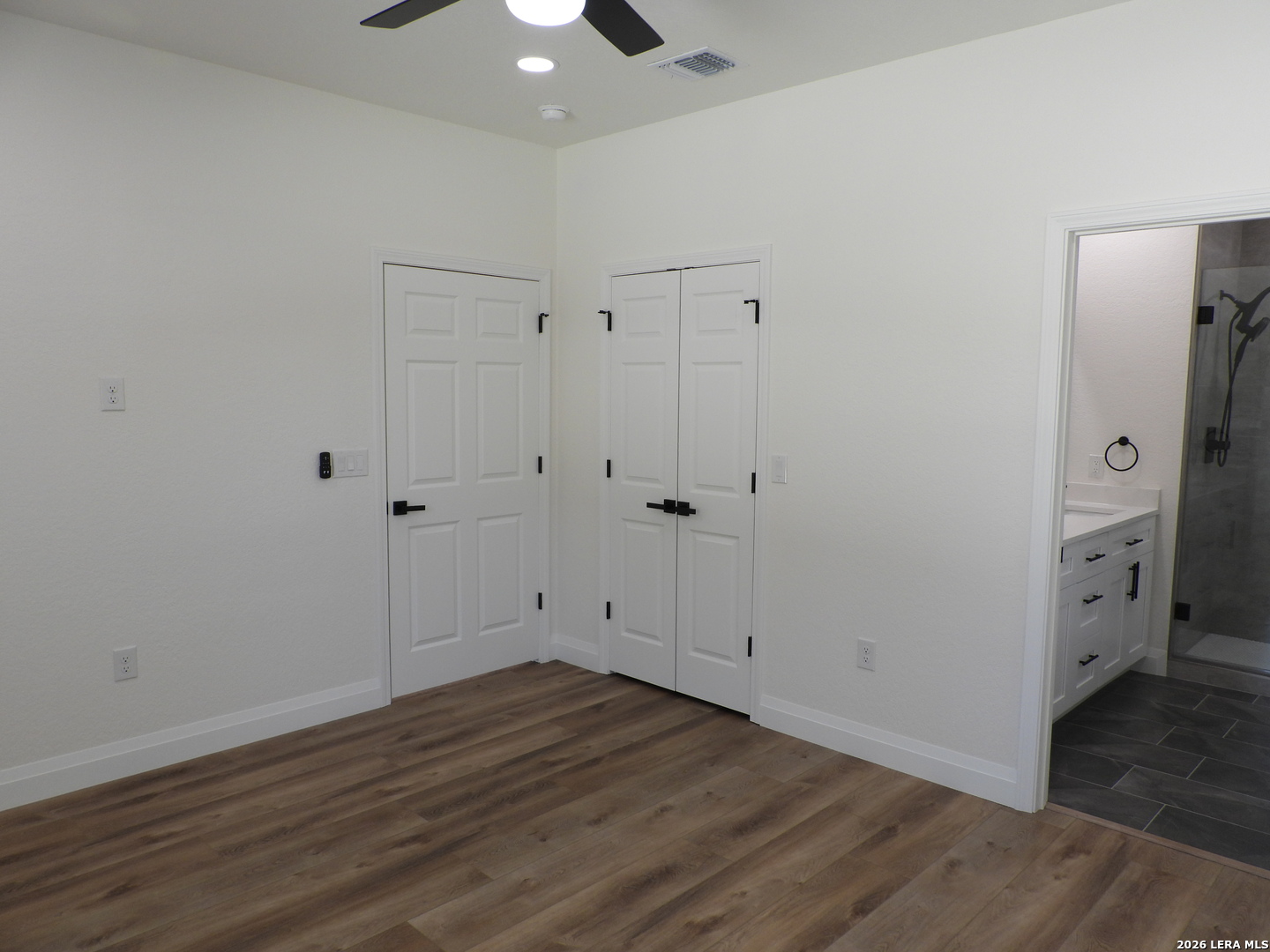 1059 Lakeside Drive Lakehills TX 78063