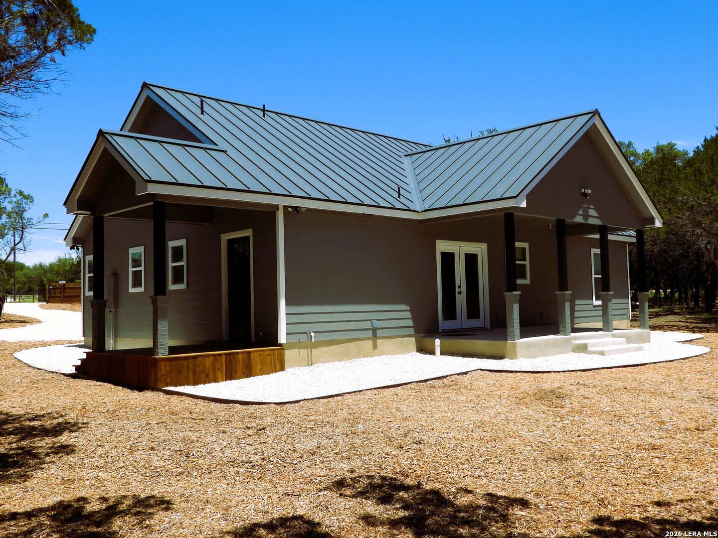 1059 Lakeside Drive Lakehills TX 78063