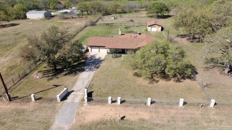 11689 Loop 107 Adkins TX 78101
