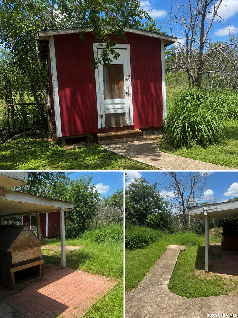 1206 S 2nd Street Floresville TX 78114