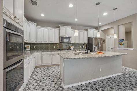 10858 Red Sage Helotes TX 78023