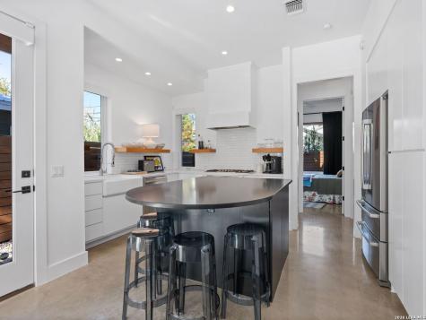 512 Sacramento Drive Austin TX 78704