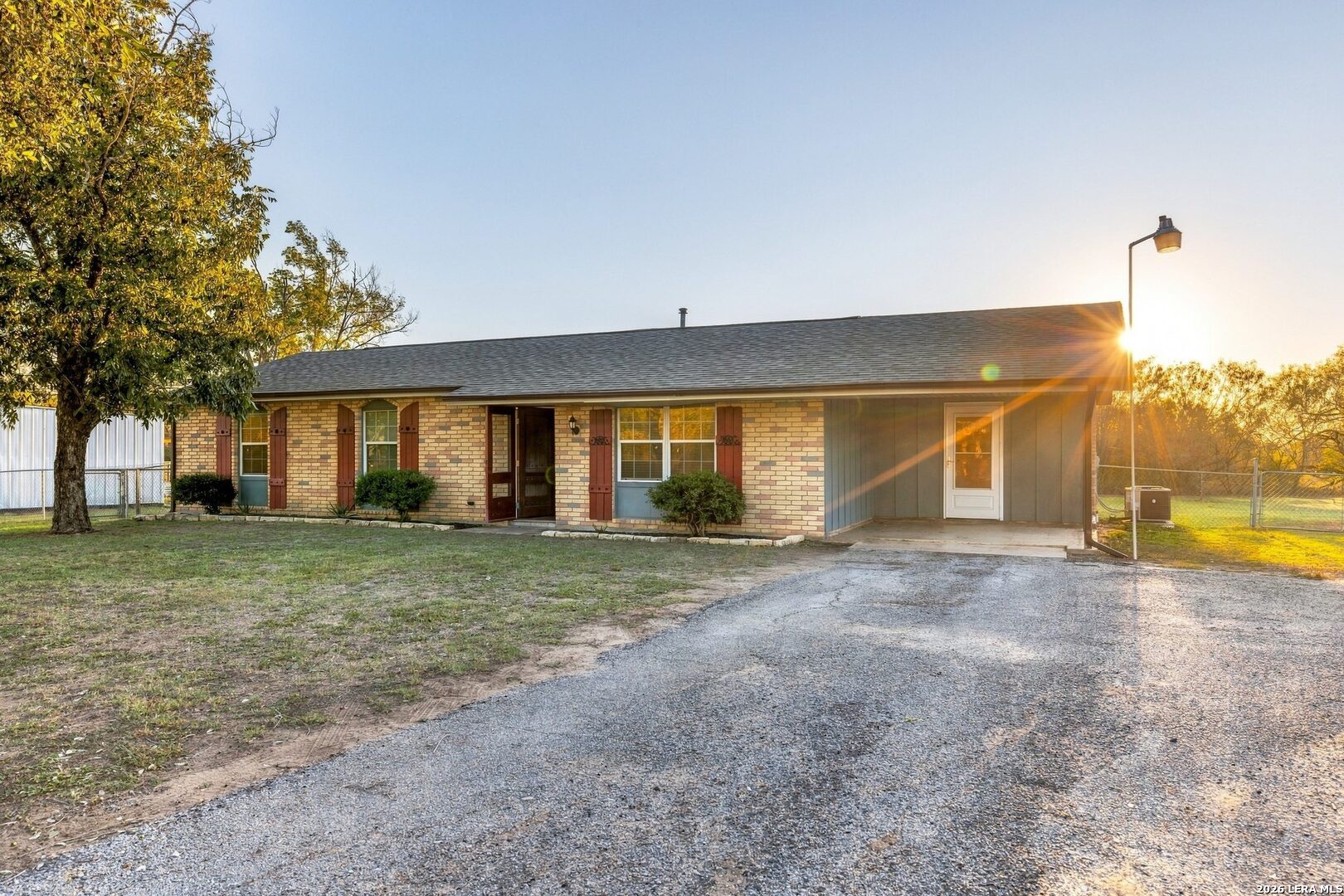 3708 Stuart Road Adkins TX 78101