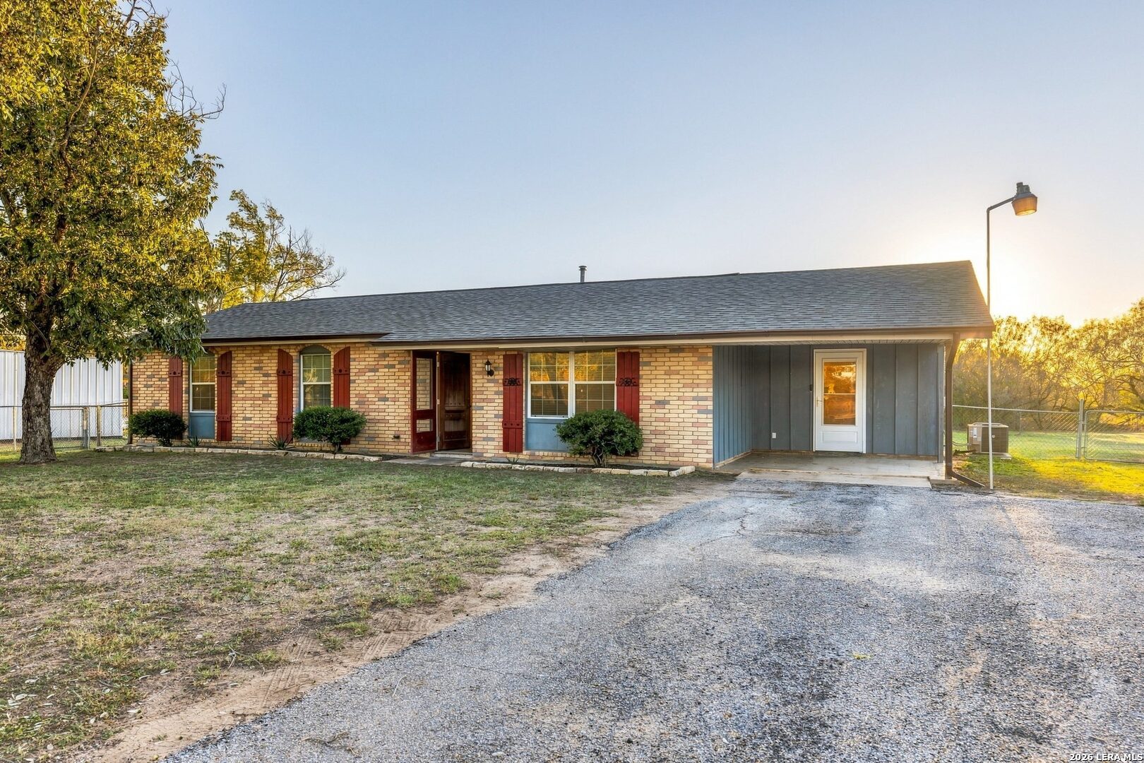 3708 Stuart Road Adkins TX 78101
