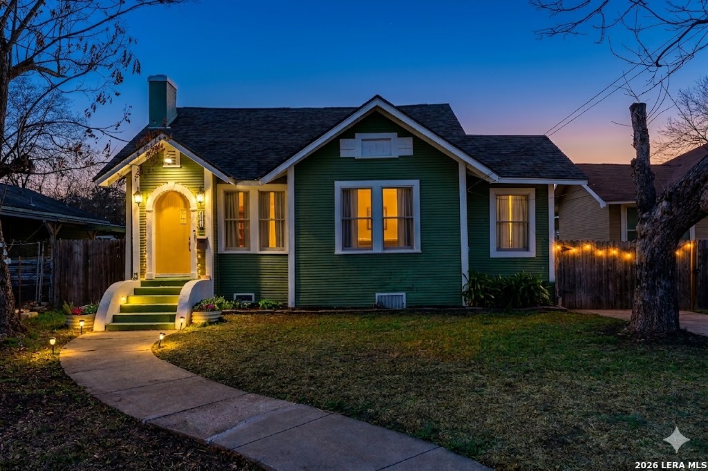 1819 W Woodlawn Avenue San Antonio TX 78201