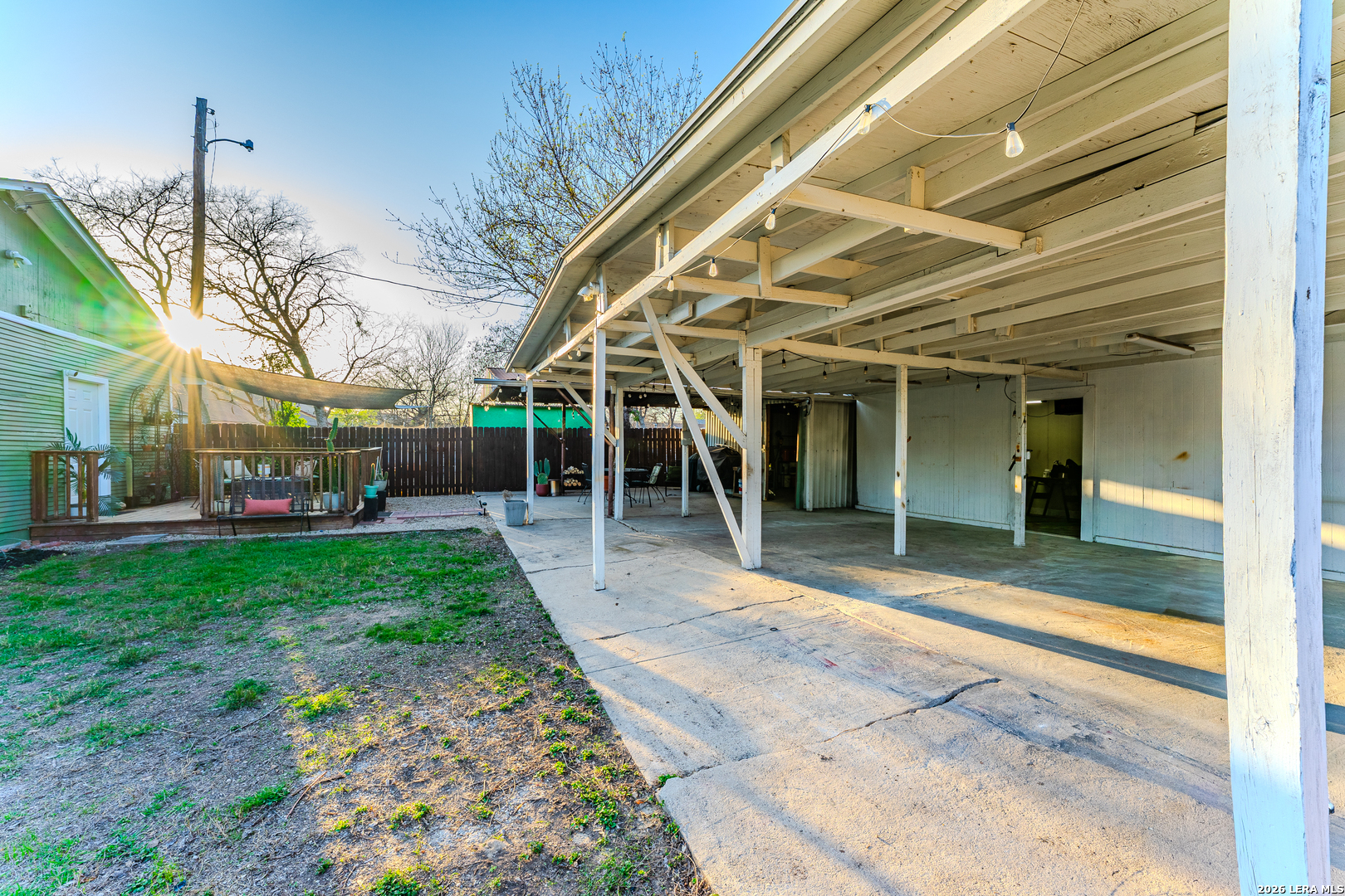 1819 W Woodlawn Avenue San Antonio TX 78201