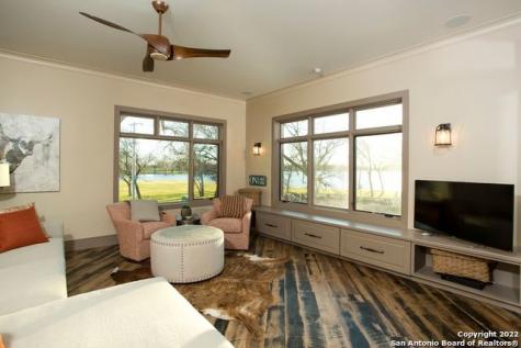 164 Cypress Way Mcqueeney TX 78123