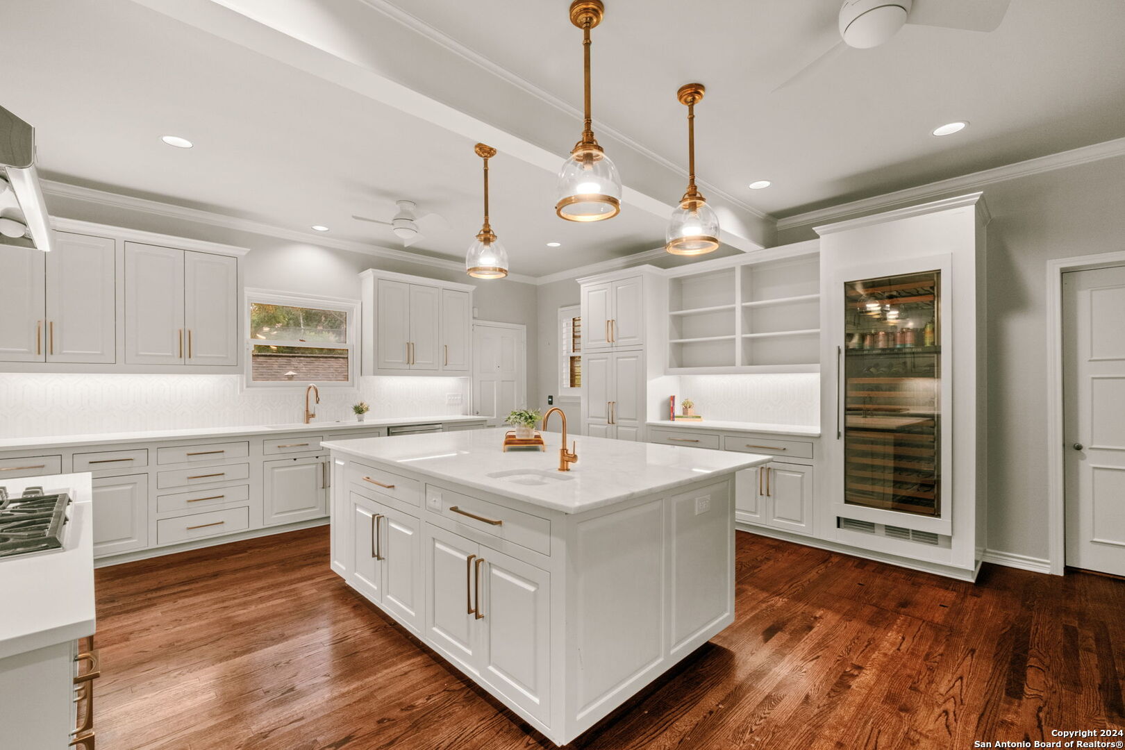 208 Canterbury Hill Terrell Hills TX 78209