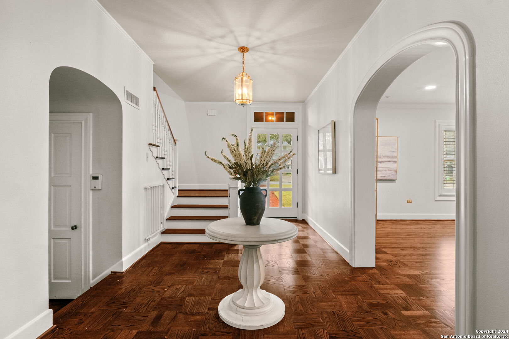 208 Canterbury Hill Terrell Hills TX 78209