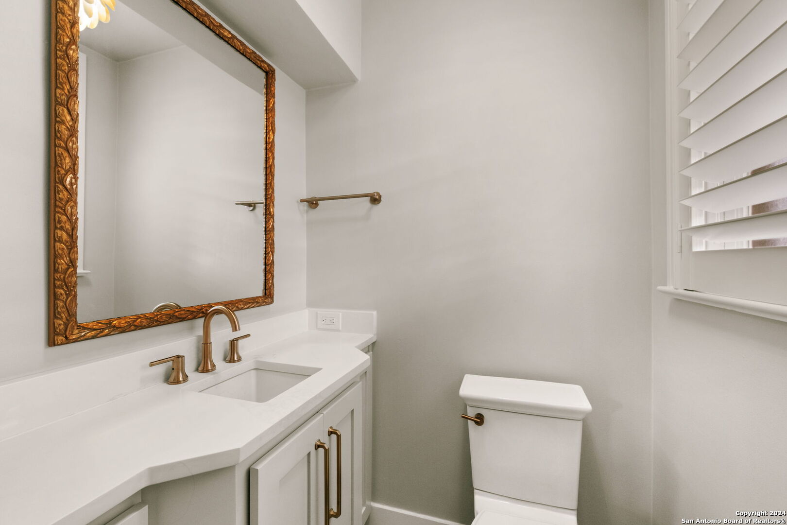 208 Canterbury Hill Terrell Hills TX 78209