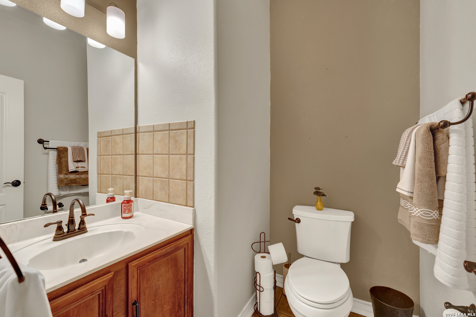 1611 Springhouse San Antonio TX 78251