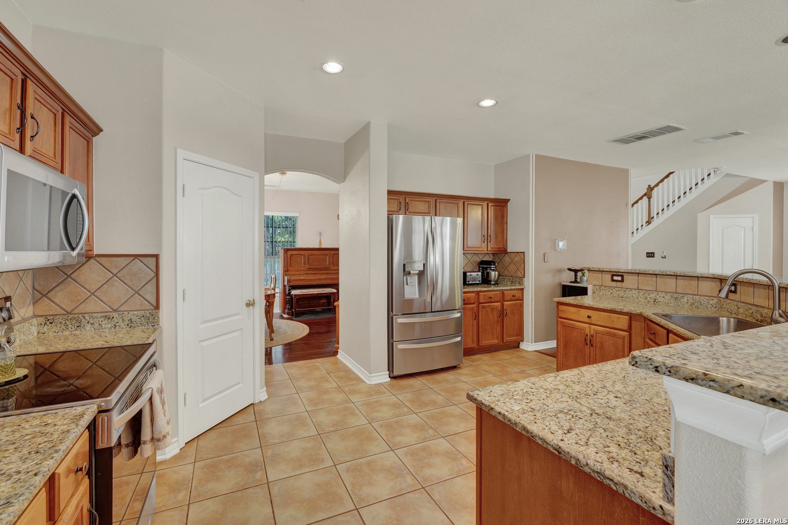 1611 Springhouse San Antonio TX 78251
