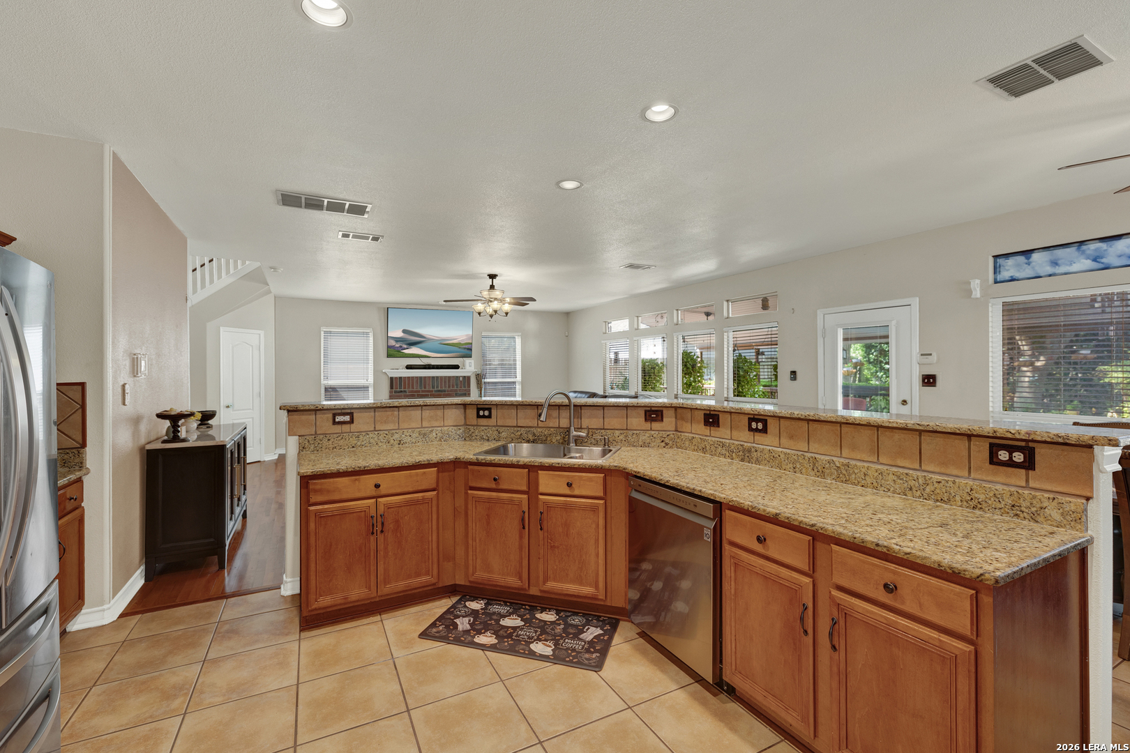 1611 Springhouse San Antonio TX 78251