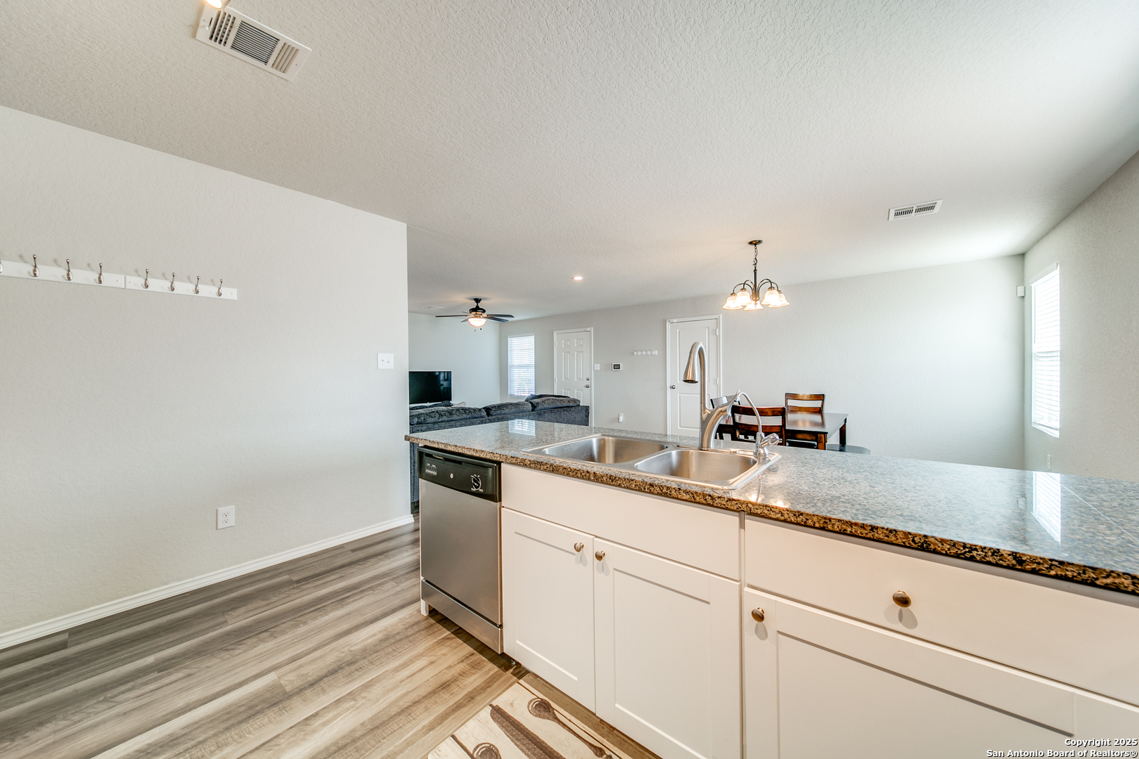 7062 Dominic San Antonio TX 78242