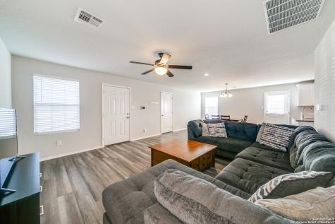 7062 Dominic San Antonio TX 78242