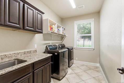 1602 Palmer View San Antonio TX 78260
