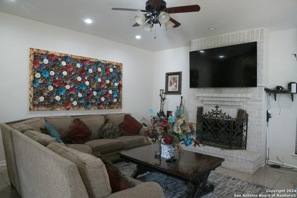 9706 Barons Creek San Antonio TX 78251