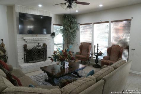 9706 Barons Creek San Antonio TX 78251