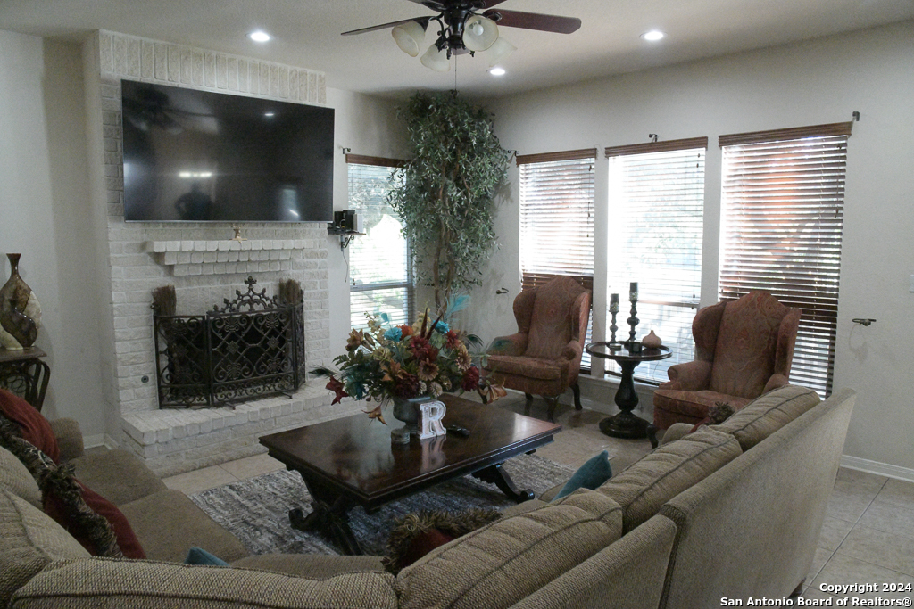 9706 Barons Creek San Antonio TX 78251