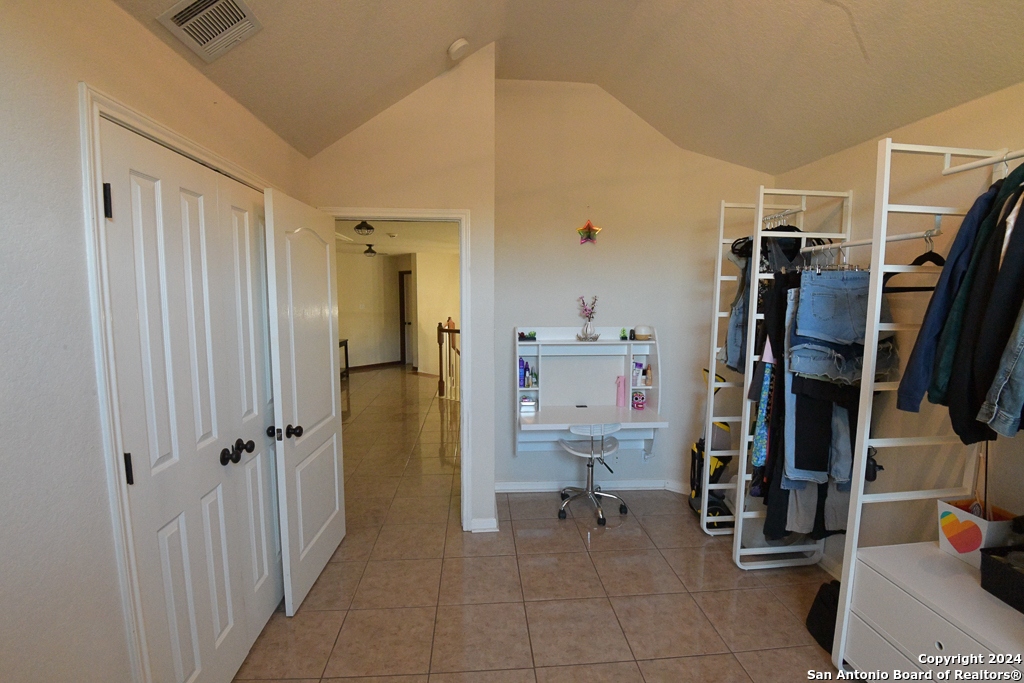 9706 Barons Creek San Antonio TX 78251
