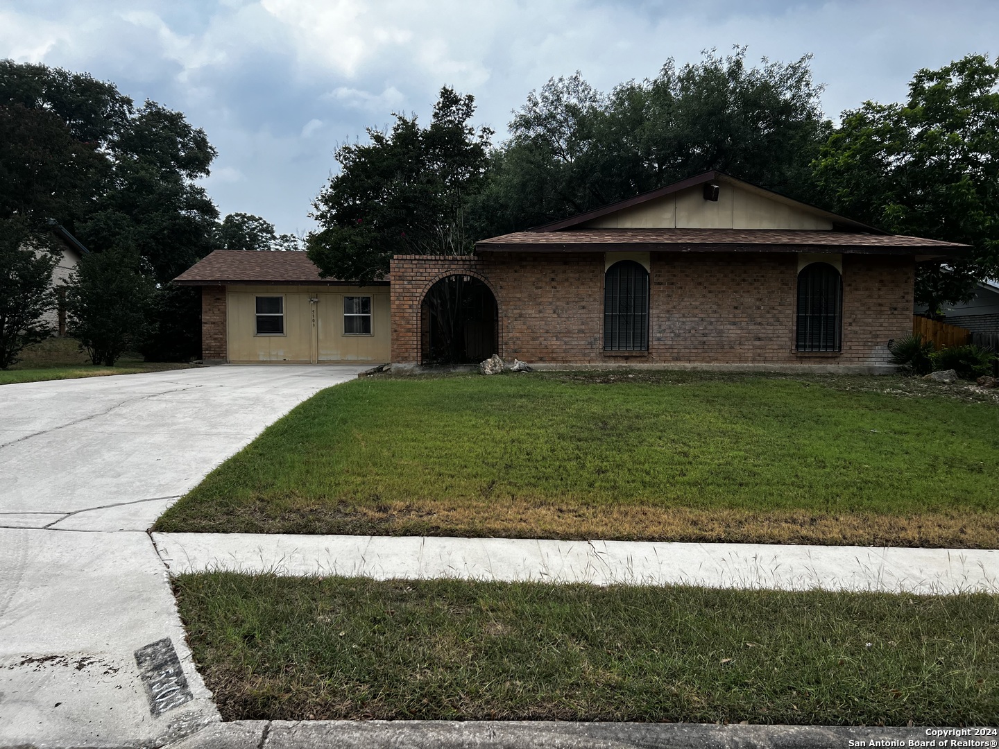 5303 Linda Colonia Street San Antonio TX 78233