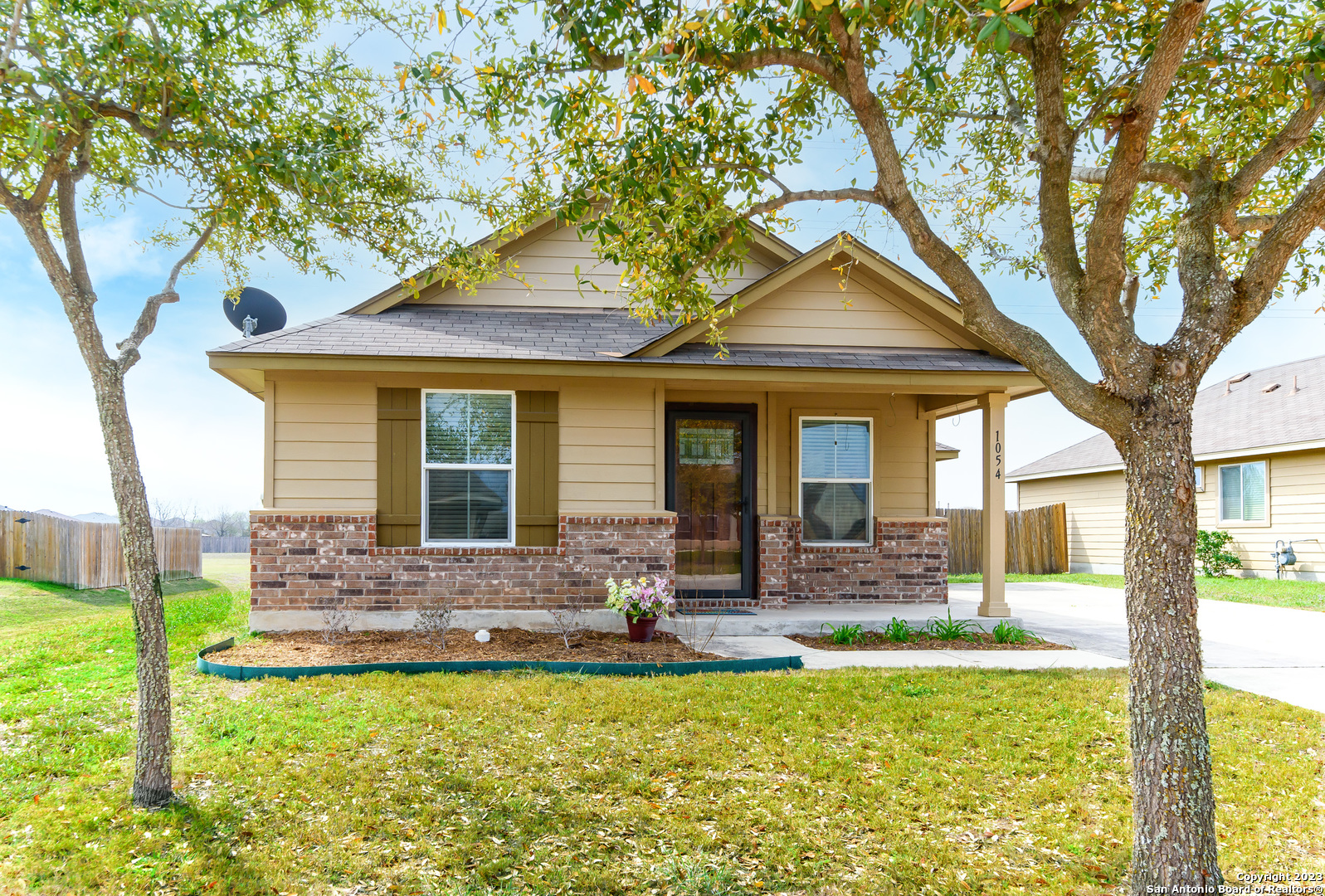 1054 Stone Branch New Braunfels TX 78130