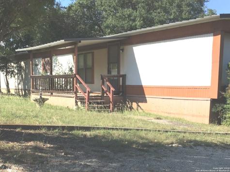 1561 Scenic Run Canyon Lake TX 78133