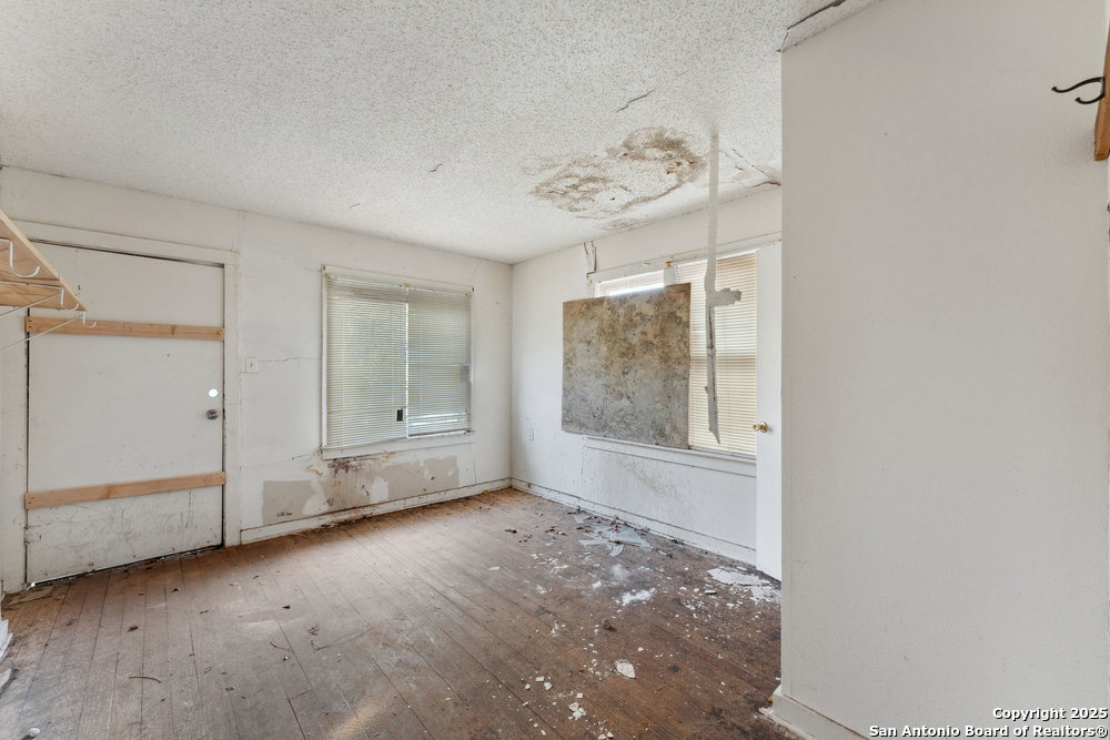1932 E Highland Boulevard San Antonio TX 78210
