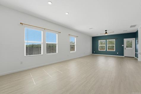 200 Alta Vista Terrace Seguin TX 78155