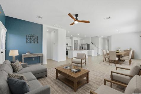 200 Alta Vista Terrace Seguin TX 78155