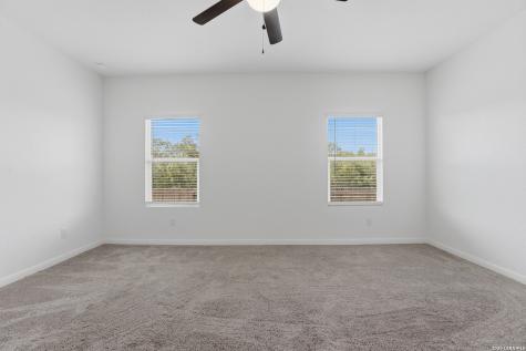 200 Alta Vista Terrace Seguin TX 78155