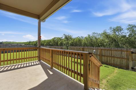 200 Alta Vista Terrace Seguin TX 78155