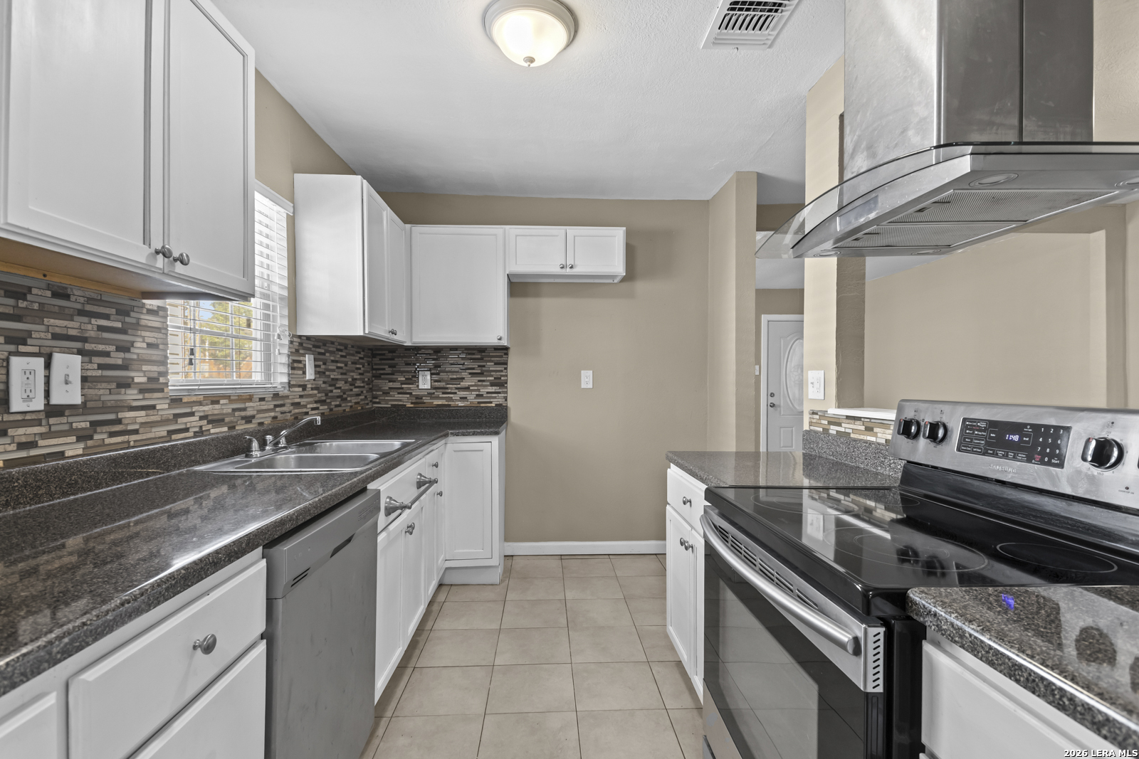 1434 W Gramercy San Antonio TX 78201