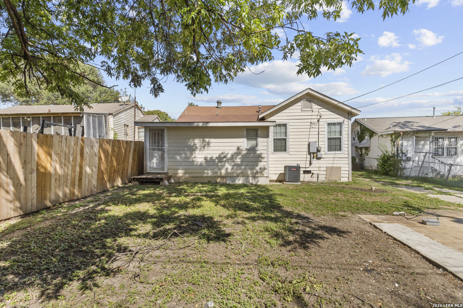 1434 W Gramercy San Antonio TX 78201