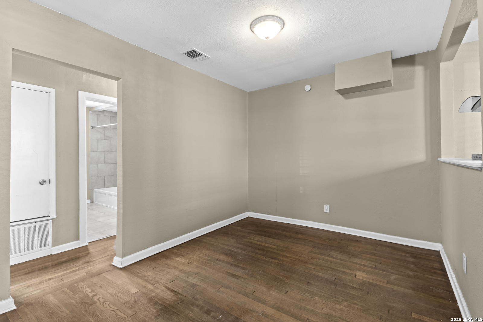 1434 W Gramercy San Antonio TX 78201