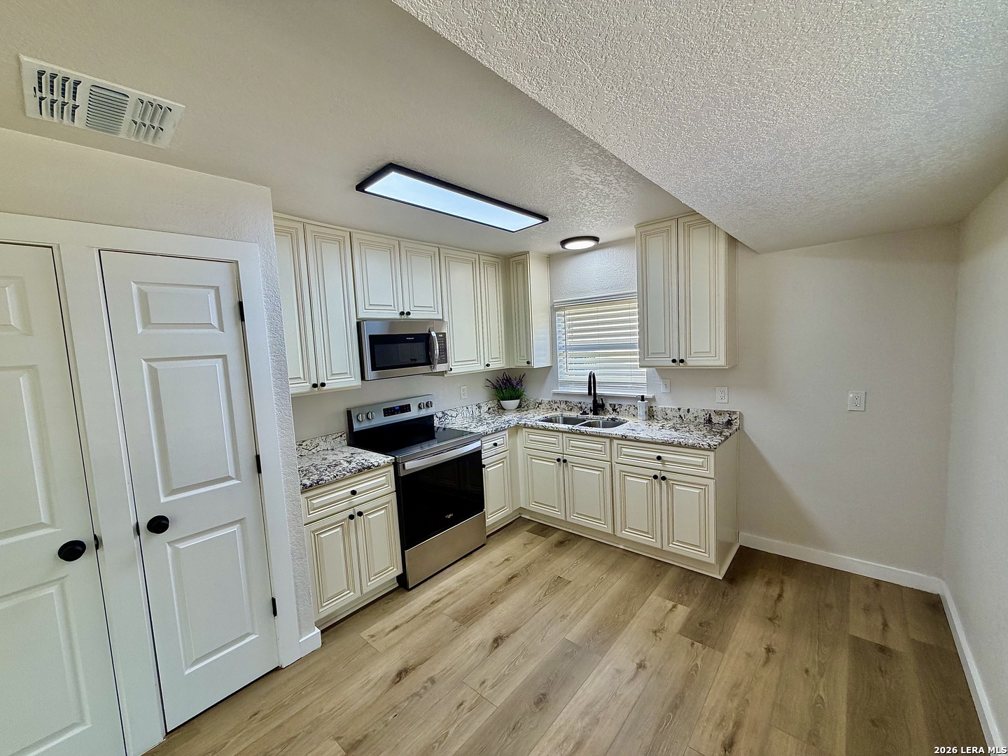7701 Leafy Hollow Court Live Oak TX 78233