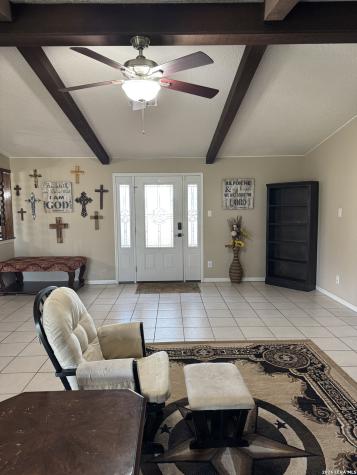 6006 Yucca Trail Beeville TX 78102